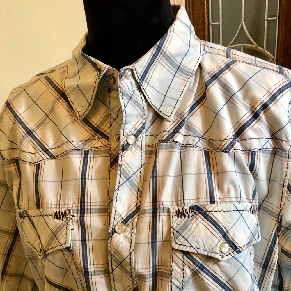Men’s dress shirt